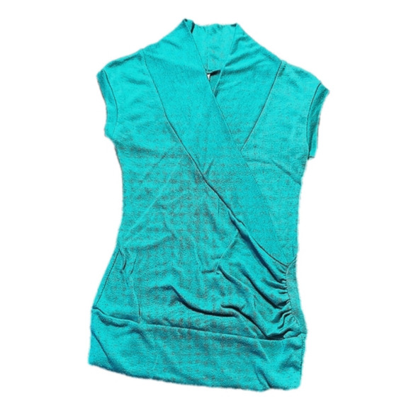Bella D. Tops - Green Knit V Neck Top Small